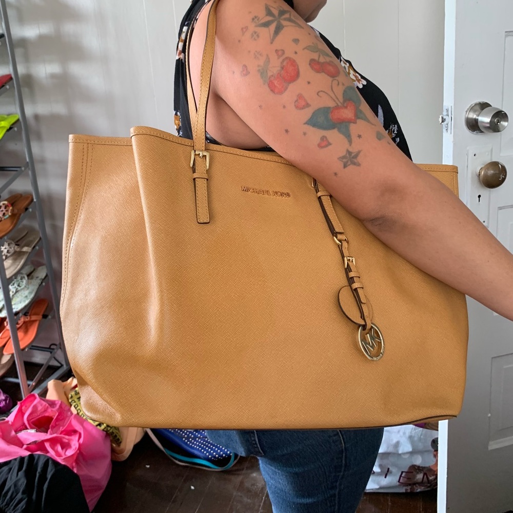 Michael Kors large Jet Set tote in luggage